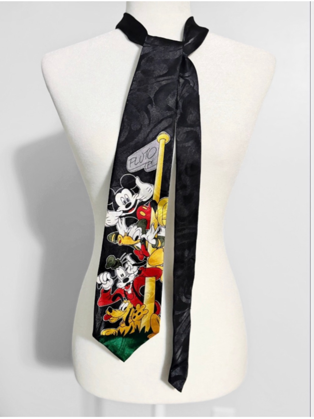 Disney Vintage Retro Mickey Mouse Gang Tie